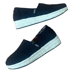 Slip-on espadrille platform wedge